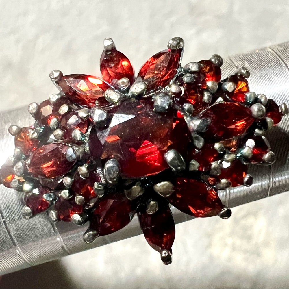Beautiful orange garnet Cocktail  Ring Sterling silver size 9 3/4.
